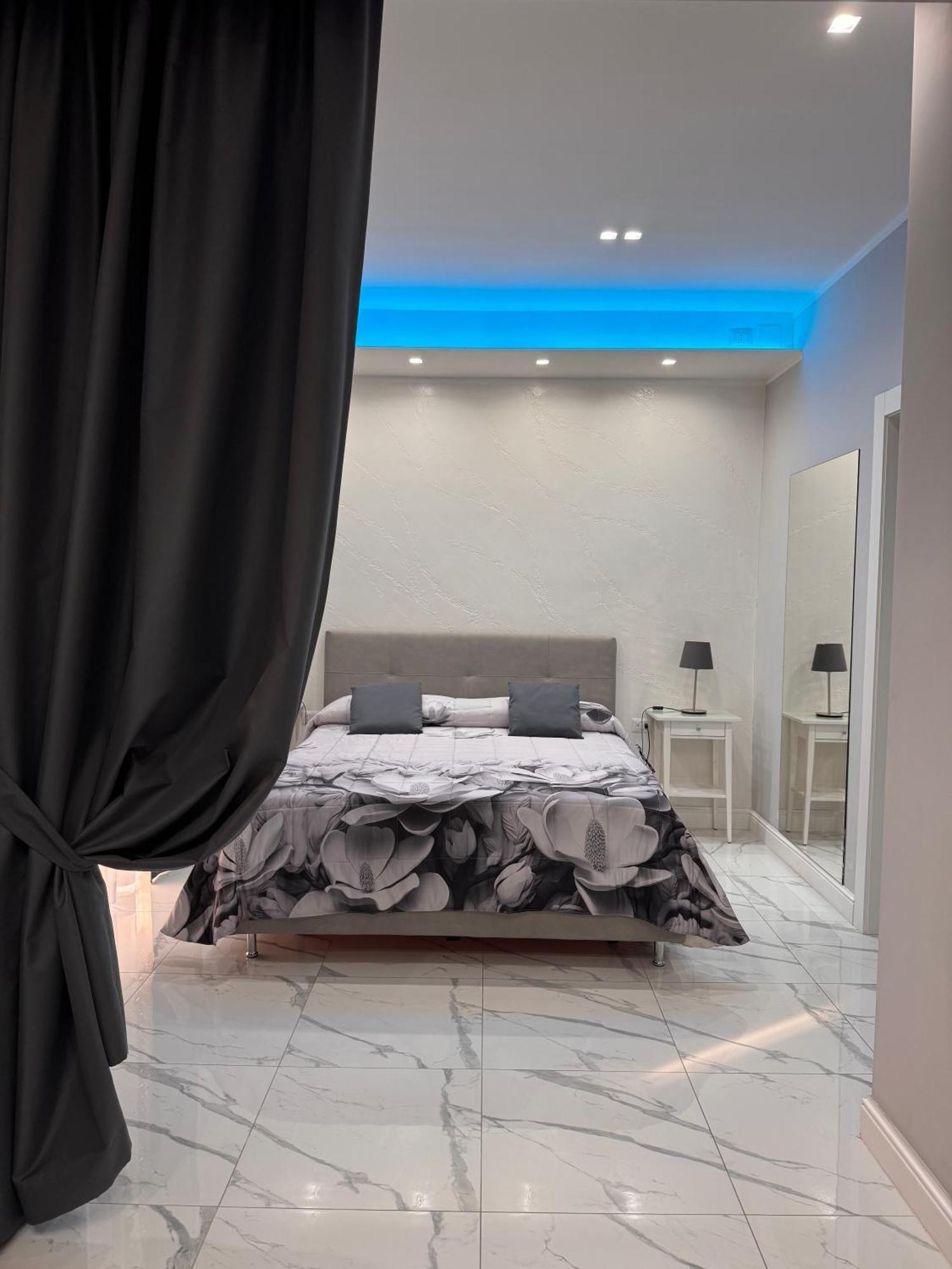 Lady Mary's Luxury Bed & Breakfast Napels